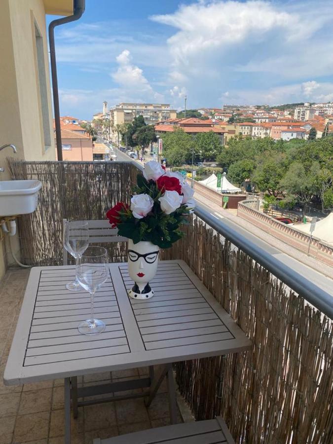 Noemi Apartment San Vincenzo Luaran gambar