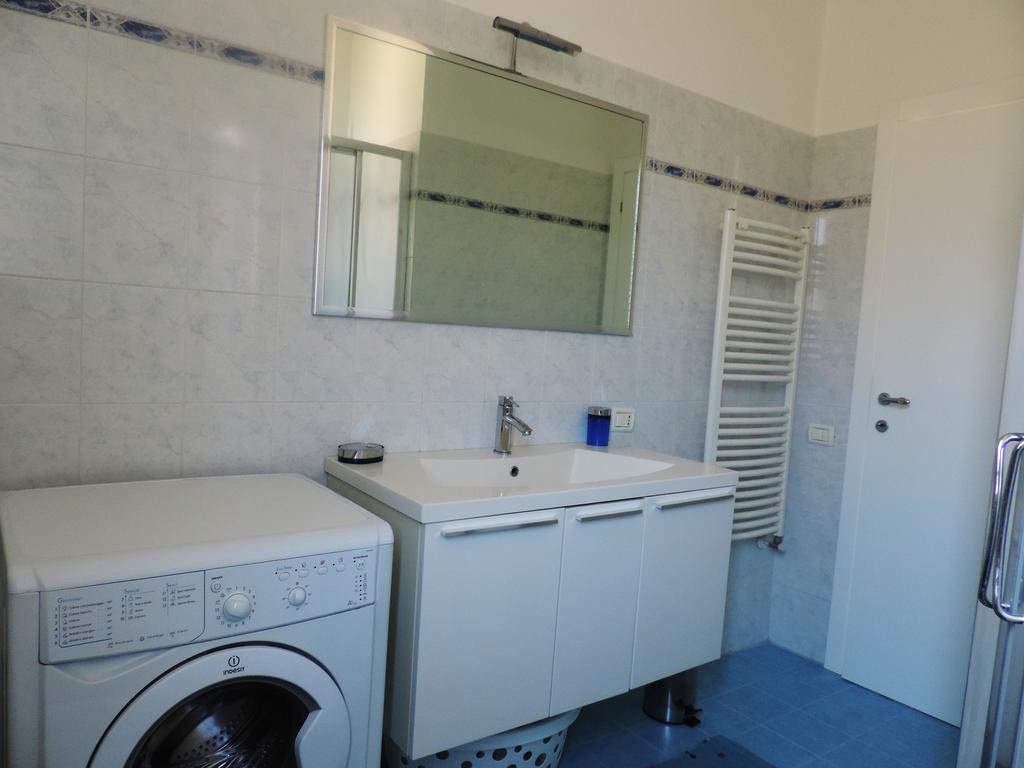 Noemi Apartment San Vincenzo Bilik gambar