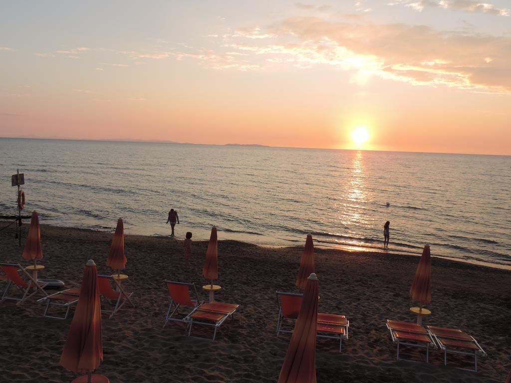 Noemi Apartment San Vincenzo Bilik gambar