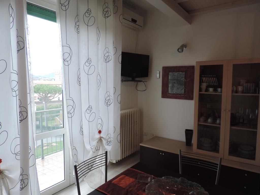 Noemi Apartment San Vincenzo Luaran gambar