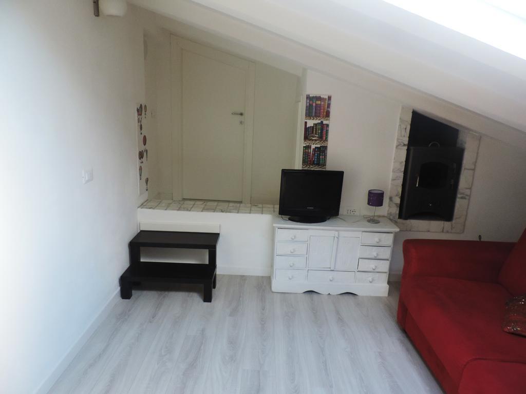 Noemi Apartment San Vincenzo Luaran gambar